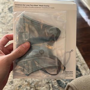 NWT Lululemon face mask